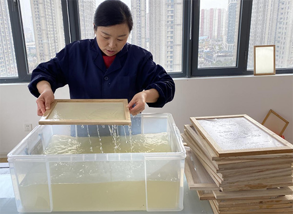 工作中的許繼香 工作中的許繼香